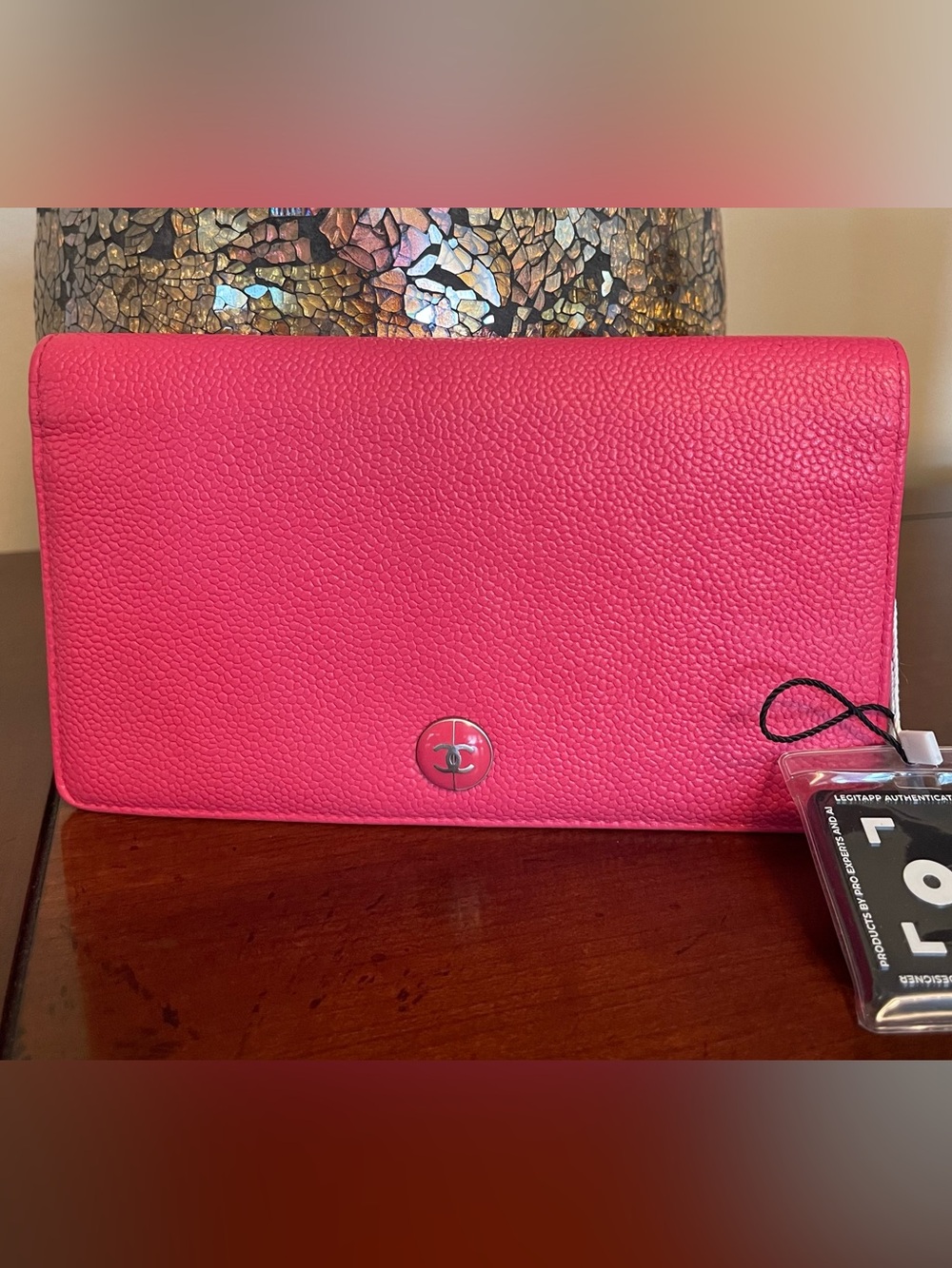EUC CHANEL COCO BUTTON (CC) LONG BIFOLD WALLET GRAINED CALFSKIN PINK LEATHER